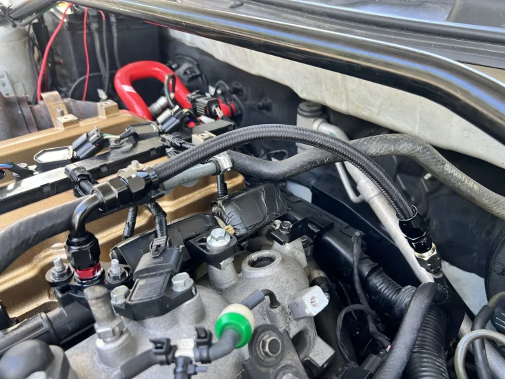 (image for) Slickedtech Genesis Coupe 2.0T TrueFeed Braided Fuel Hose Kit 2010 – 2014